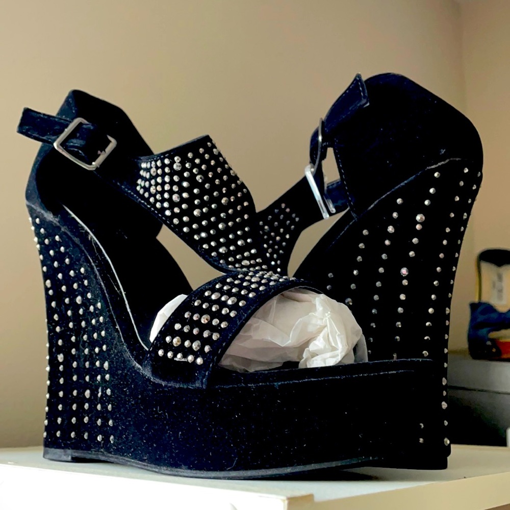 Black velvet studded wedge